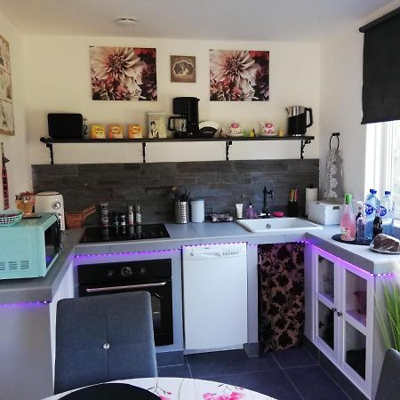 Apartment Melanie Hovmantorp ภายนอก รูปภาพ