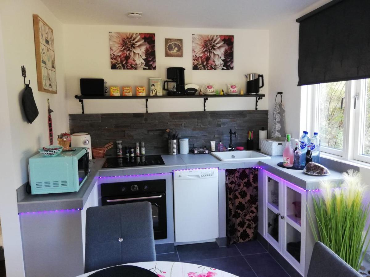 Apartment Melanie Hovmantorp ภายนอก รูปภาพ